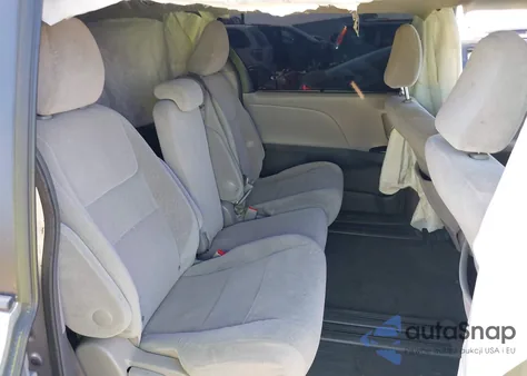 2015 Toyota Sienna Le 8 Passenger from USA, damaged, VIN 5TDKK3DC3FS685643